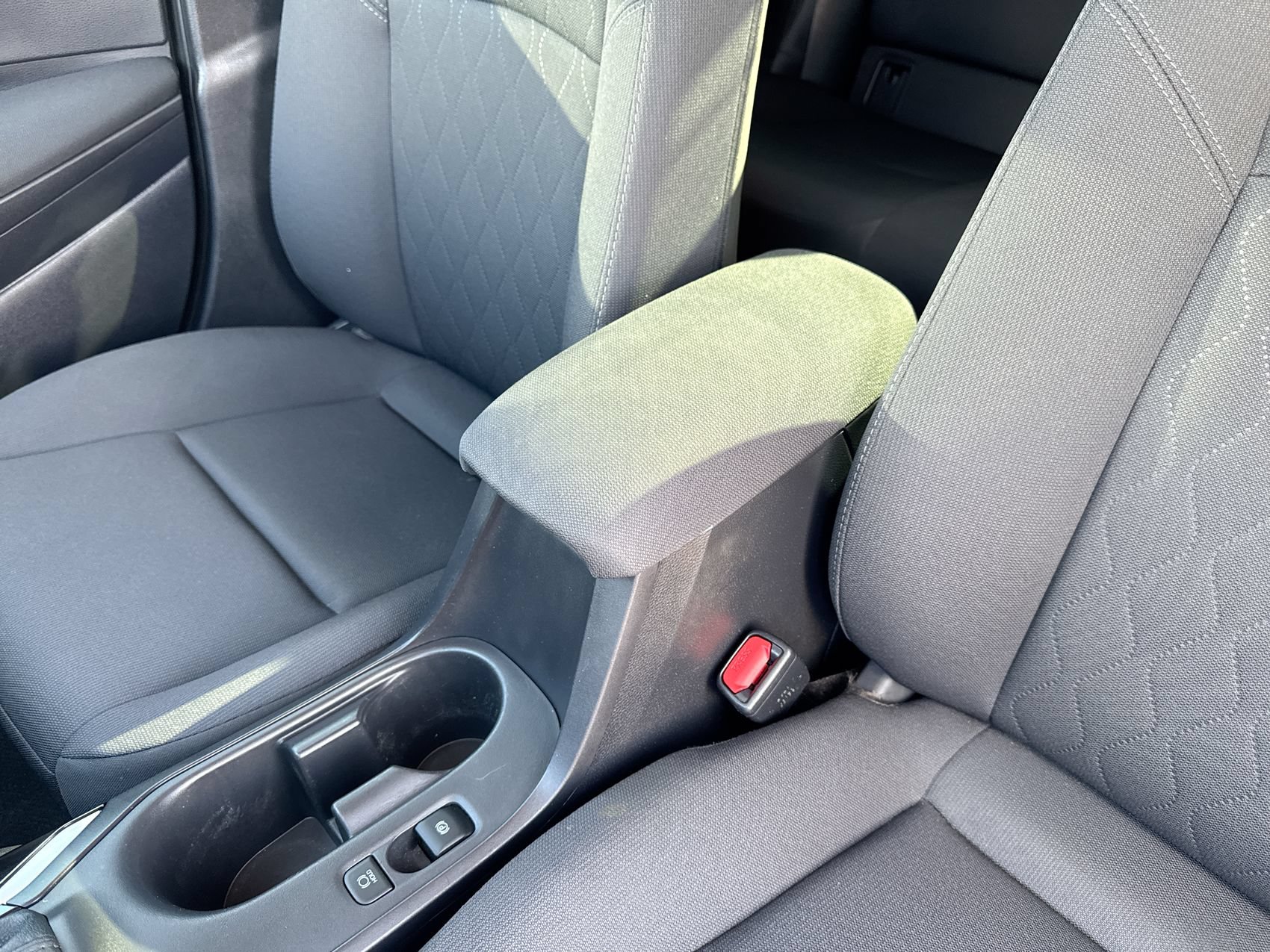 Used 2024 Toyota Corolla LE FWD image 20