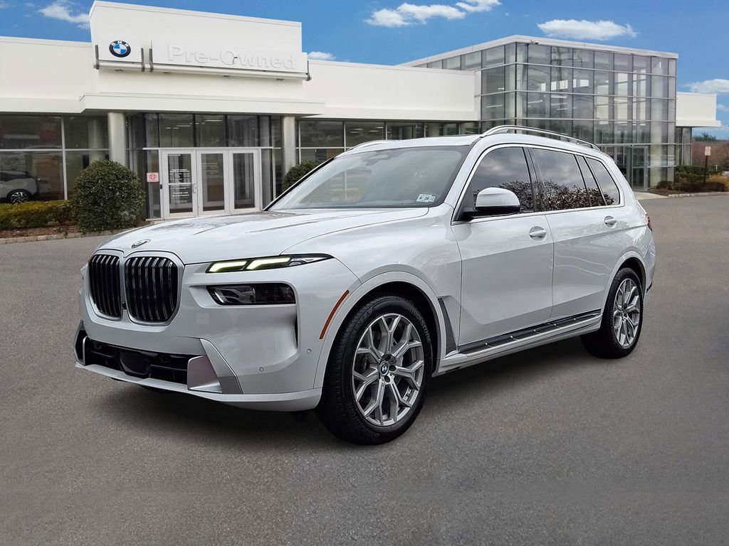 Certified 2024 BMW X7 xDrive40i w/ Premium Package
