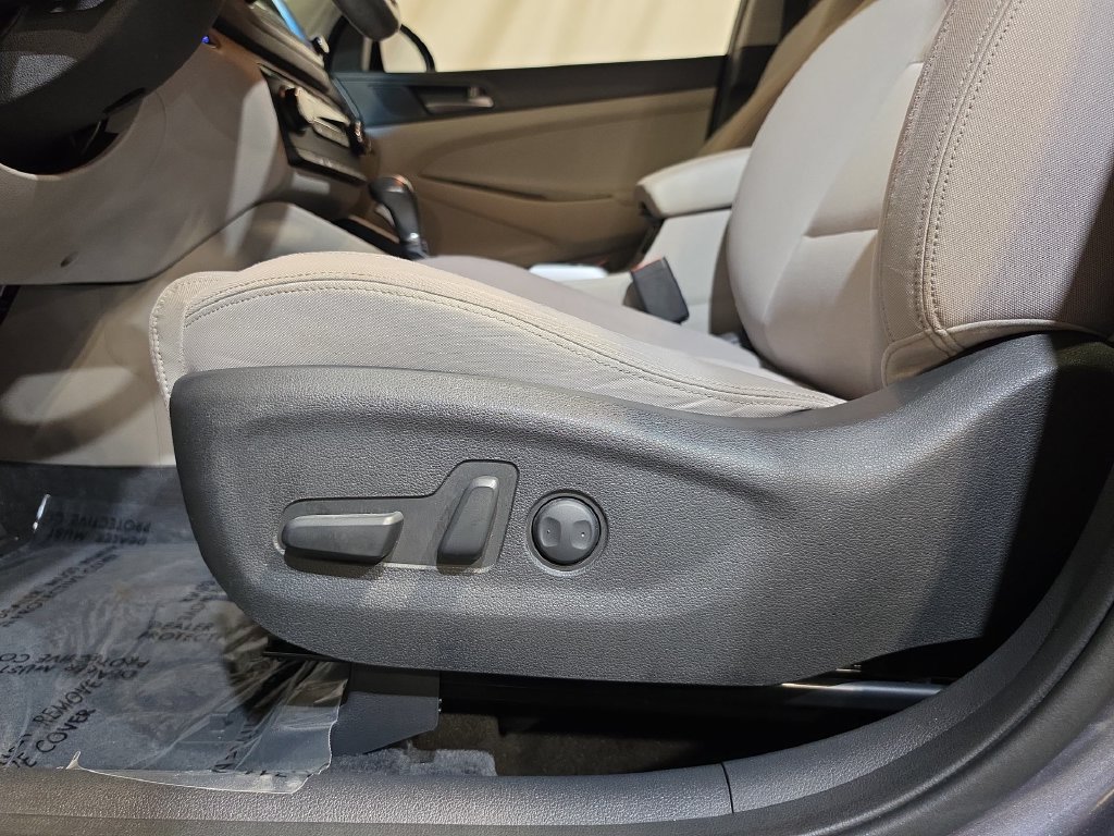 Used 2017 Hyundai Tucson Sport FWD image 14
