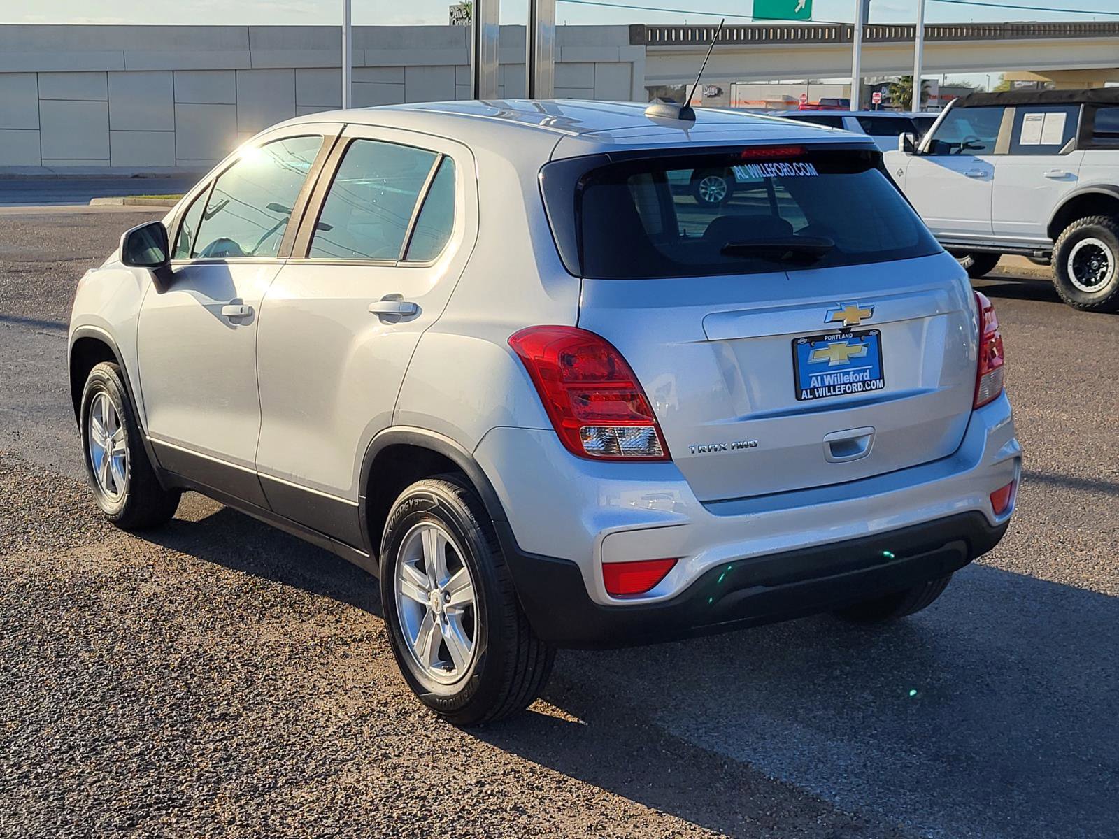 Used 2018 Chevrolet Trax LS image 3