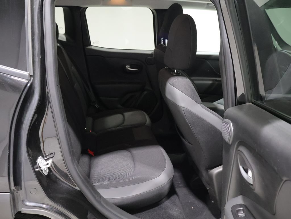 Certified 2023 Jeep Renegade Latitude w/ Sun/Sound Group AWD/4WD image 21