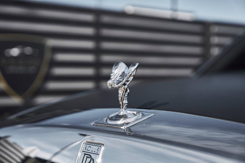 Used 2025 Rolls-Royce Phantom Sedan image 9