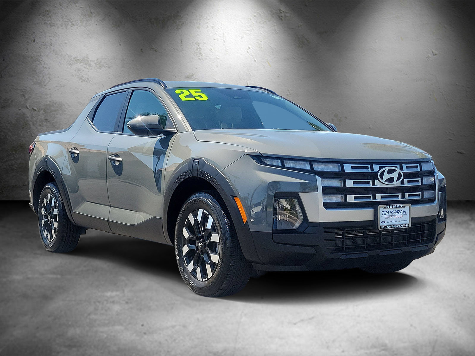 Certified 2025 Hyundai Santa Cruz SEL FWD image 2