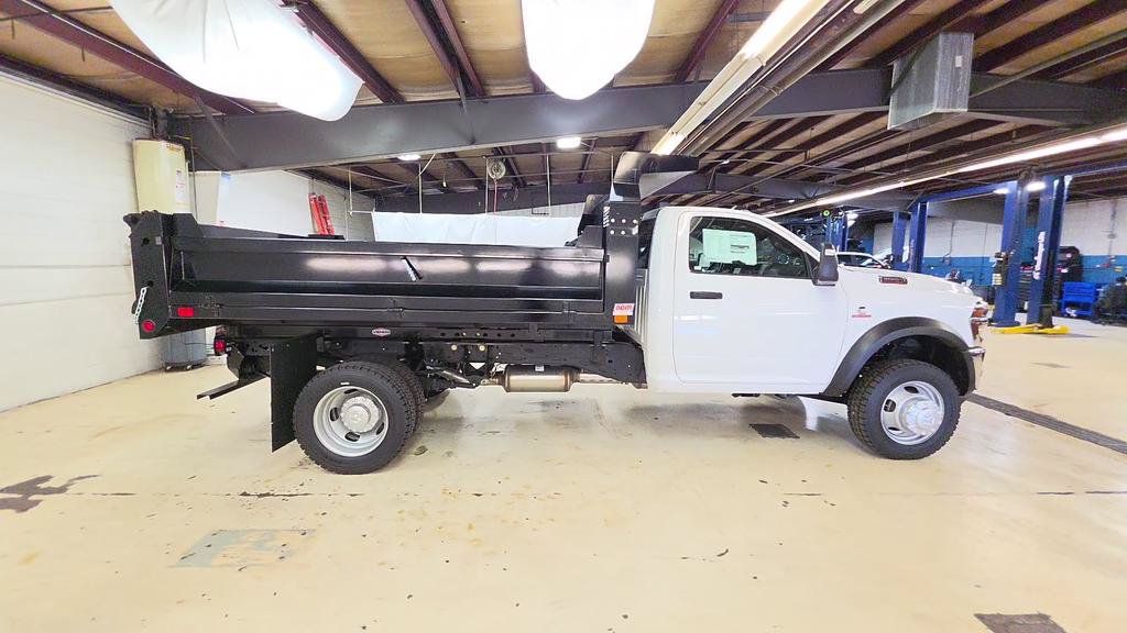 New 2026 RAM 5500 Tradesman w/ Chrome Appearance Group AWD/4WD image 4