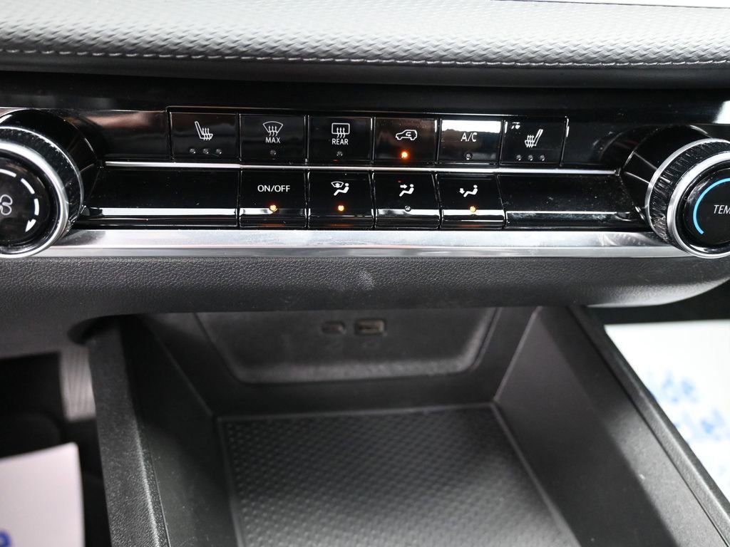 Used 2025 Chevrolet Equinox LT AWD/4WD image 30