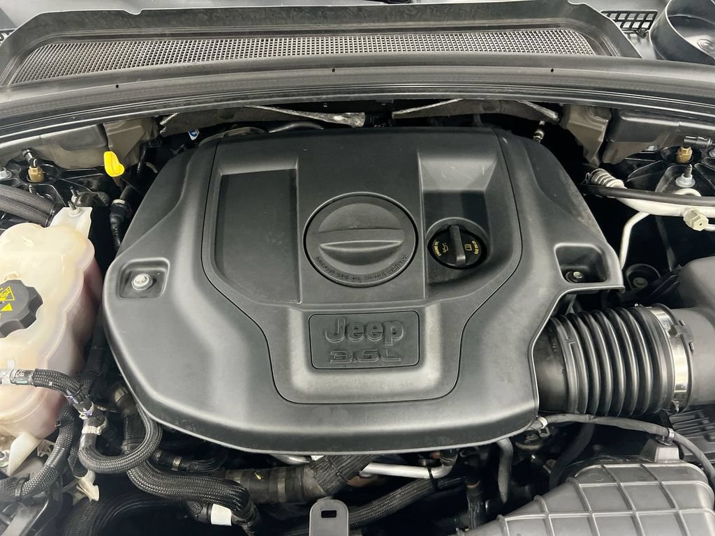 Used 2023 Jeep Grand Cherokee Summit AWD/4WD image 26