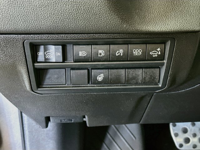Used 2026 Toyota Tundra Limited w/ TRD Off-Road Package AWD/4WD image 21