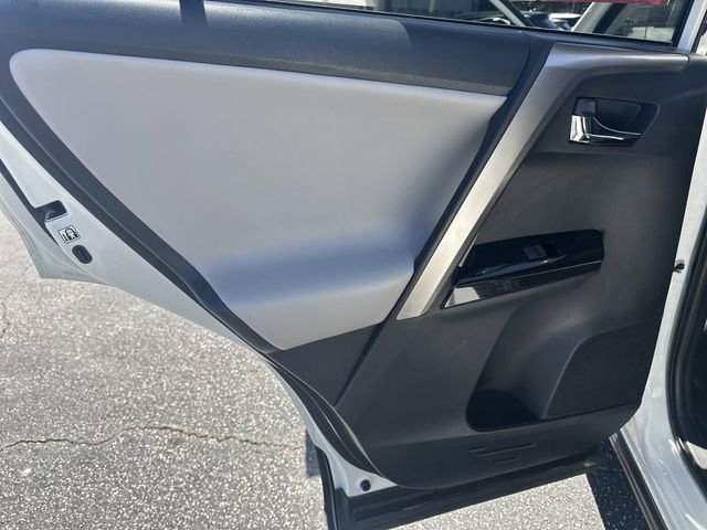 Certified 2018 Toyota RAV4 Limited AWD/4WD image 6