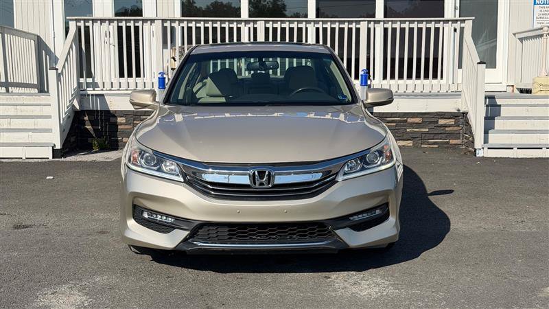 Used 2017 Honda Accord EX-L image 9