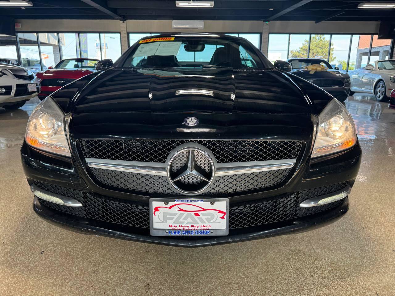 Used 2013 Mercedes-Benz SLK 250 image 2
