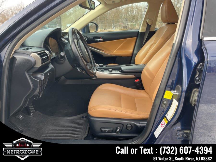 Used 2015 Lexus IS 250 AWD image 19