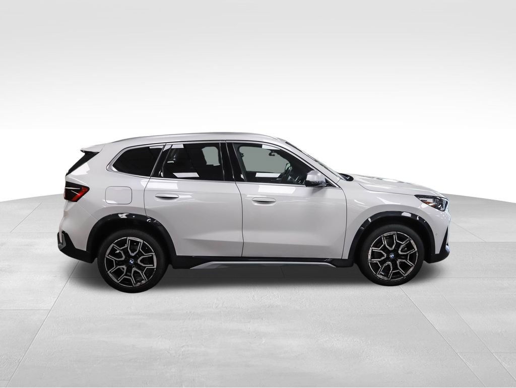 Certified 2023 BMW X1 xDrive28i w/ Convenience Package image 6