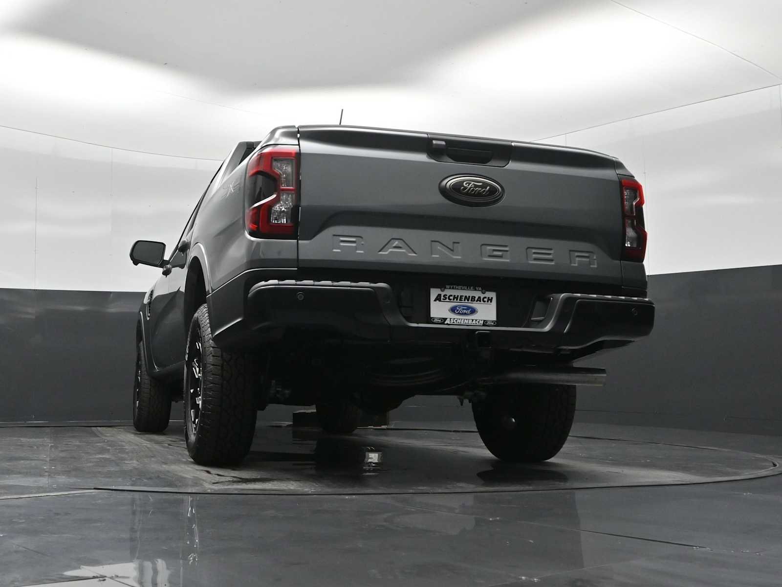 New 2026 Ford Ranger Lariat w/ Black Appearance Package image 32