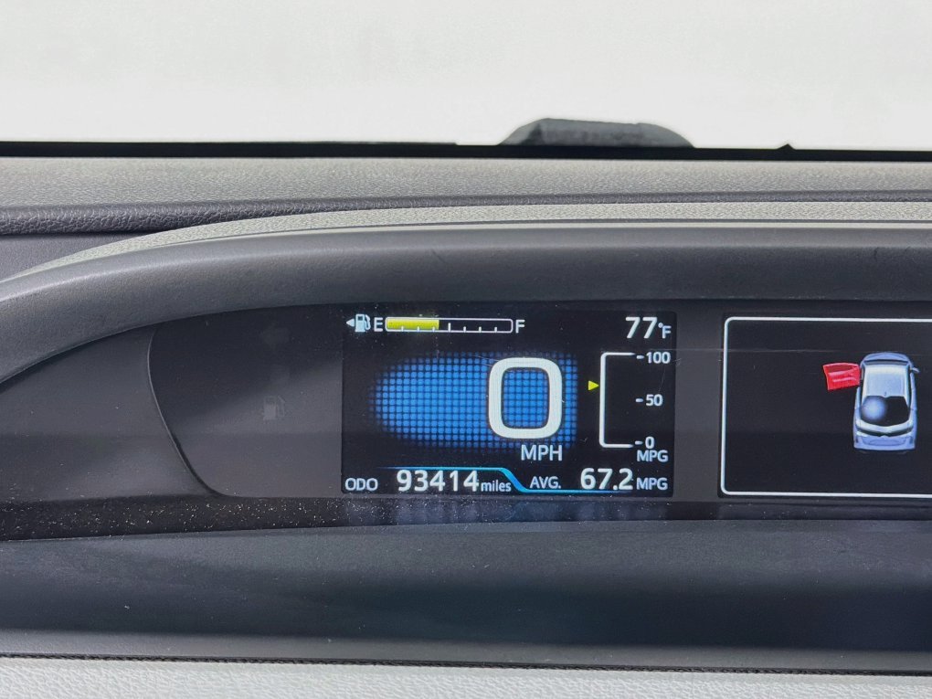 Used 2020 Toyota Prius Prime XLE FWD image 17