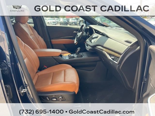 Used 2019 Cadillac XT4 Premium Luxury AWD/4WD image 7