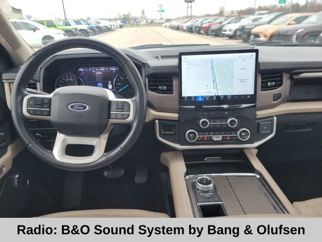 Used 2024 Ford Expedition Limited RWD image 4