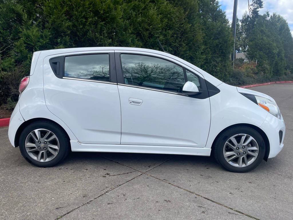 Used 2016 Chevrolet Spark LT image 3