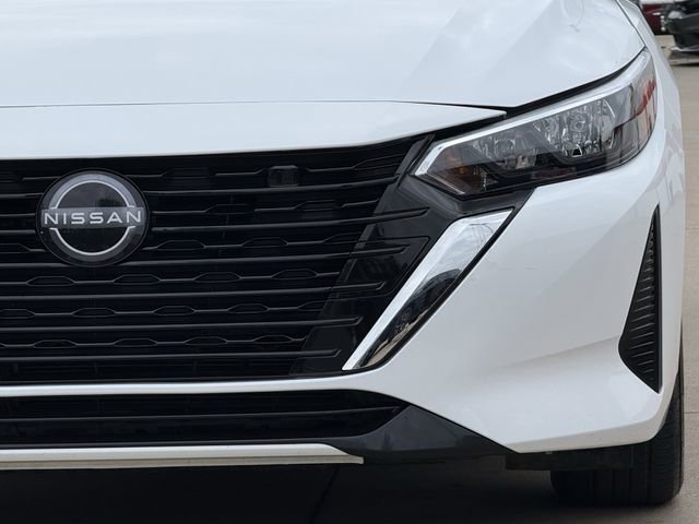 Used 2025 Nissan Sentra SV image 8