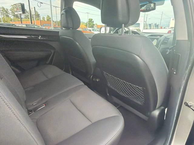 Used 2011 Kia Sorento LX w/ Convenience Pkg AWD/4WD image 12