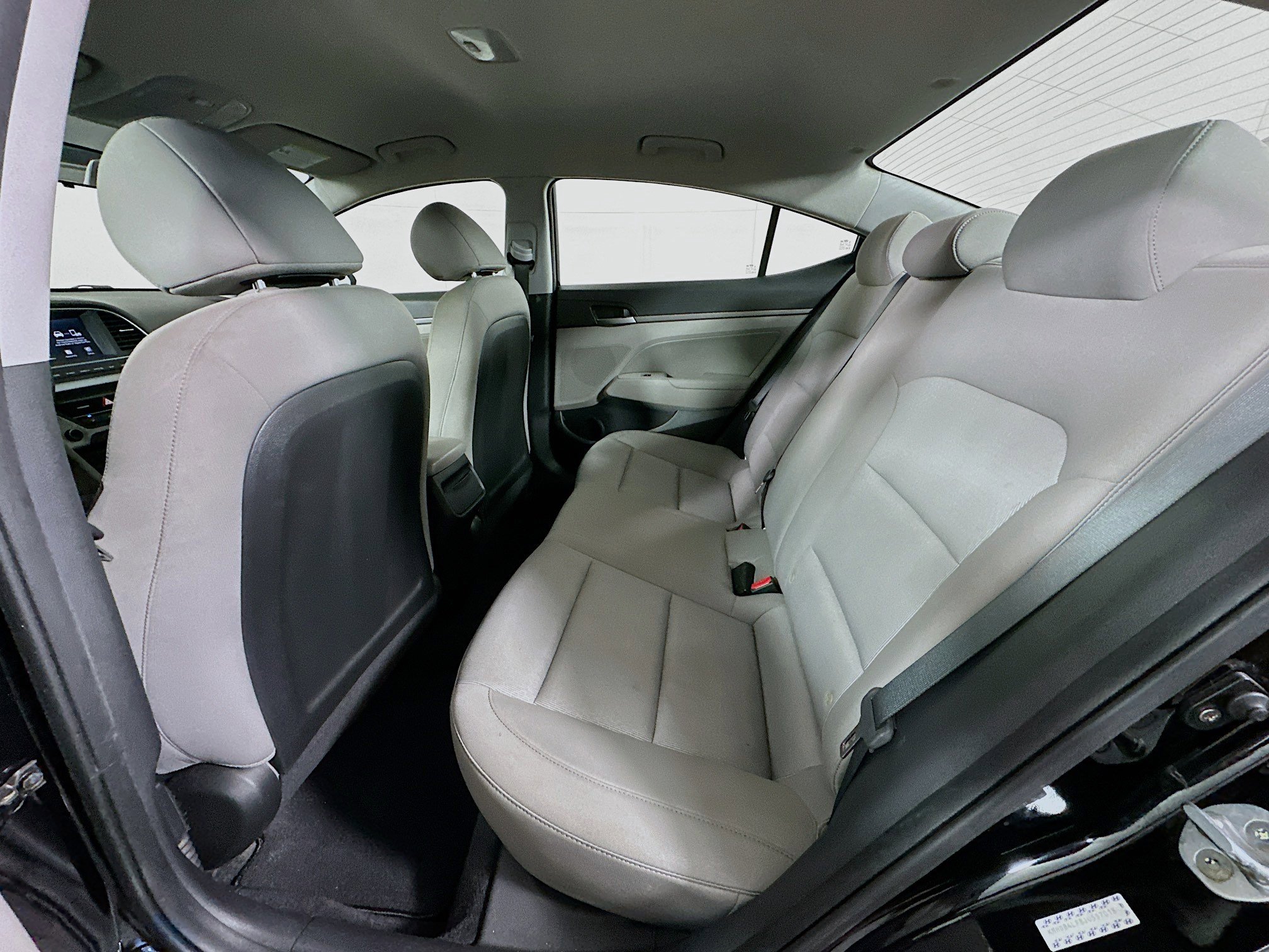 Used 2018 Hyundai Elantra SEL FWD image 26
