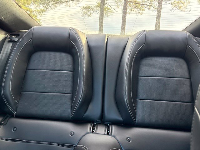 Used 2022 Ford Mustang Shelby GT500 w/ Technology Package RWD image 12