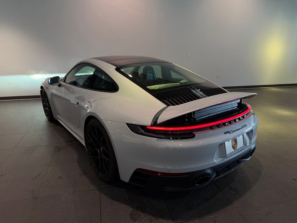 Used 2024 Porsche 911 Carrera GTS image 3