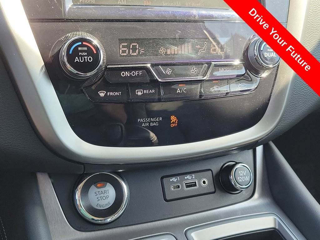 Used 2023 Nissan Murano SV w/ SV Midnight Edition Package FWD image 13