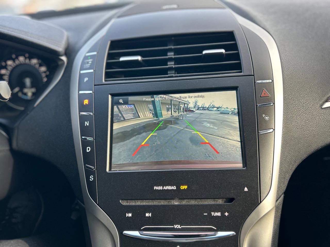 Used 2015 Lincoln MKZ w/ Equipment Group 102A Reserve FWD image 22