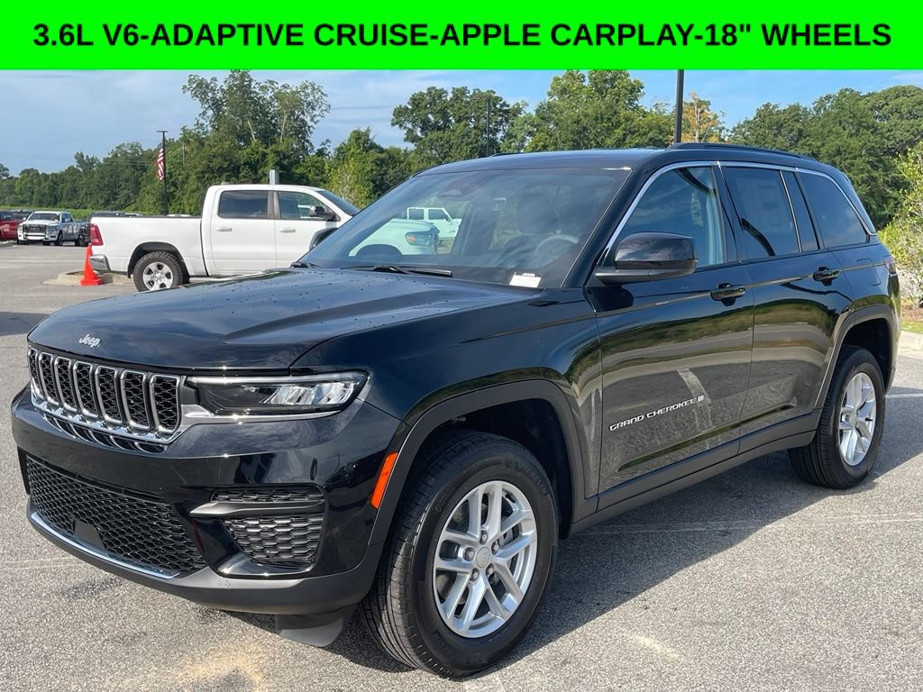 New 2026 Jeep Grand Cherokee Laredo RWD image 1