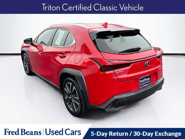 Used 2019 Lexus UX 200 w/ Premium Package FWD image 7