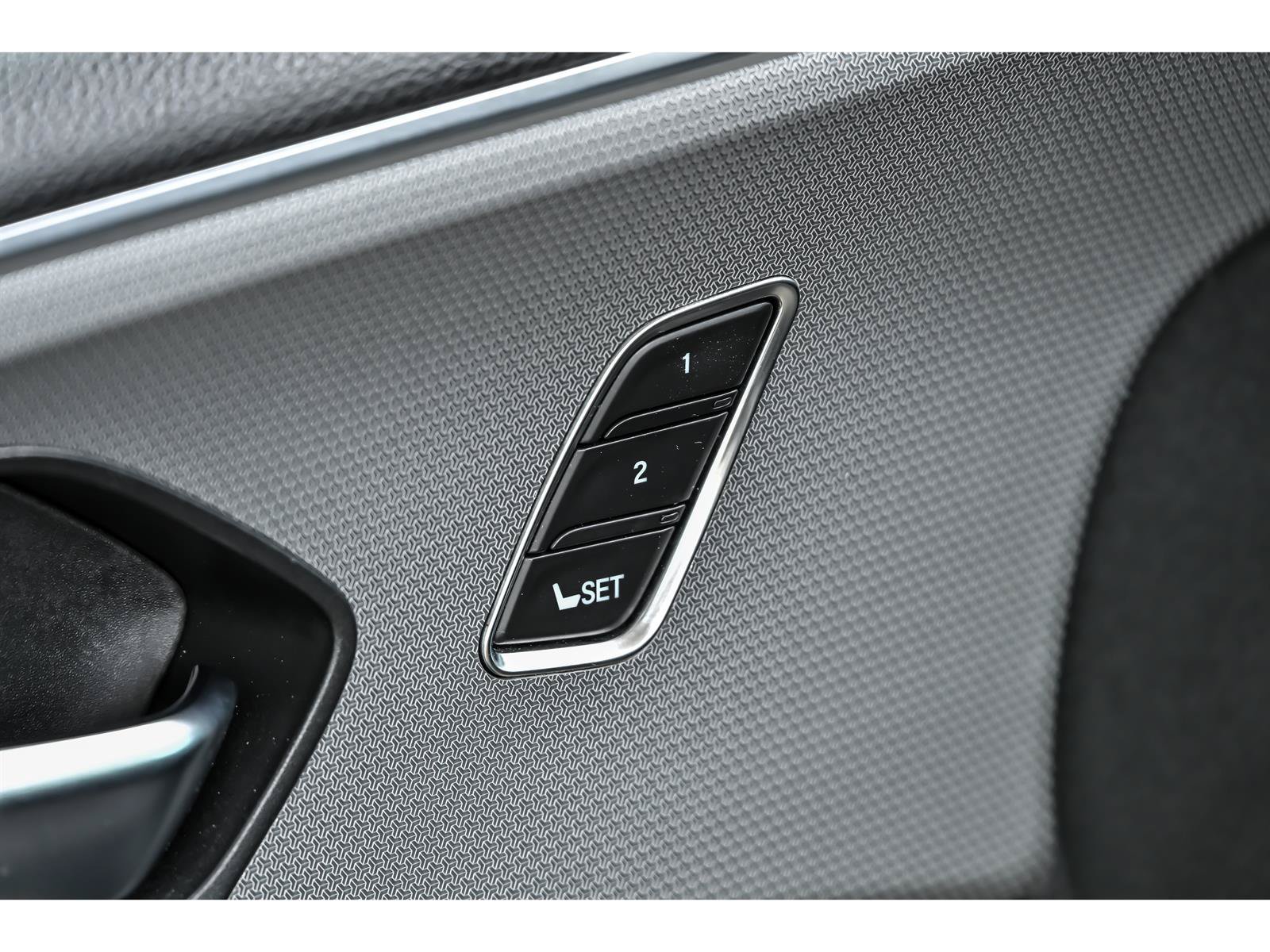 Used 2022 Acura TLX w/ A-SPEC Package AWD/4WD image 11