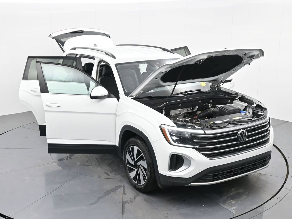 Used 2024 Volkswagen Atlas SE FWD image 38