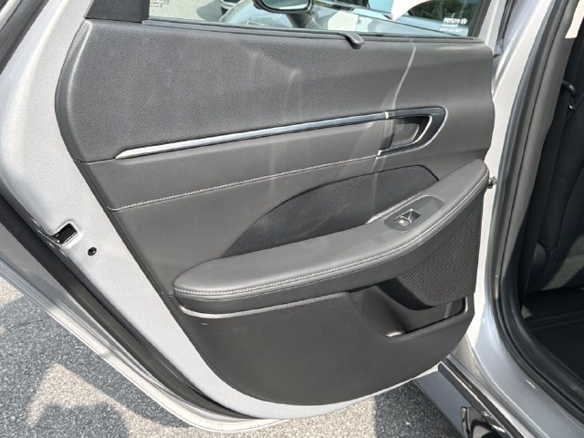 Certified 2023 Hyundai Sonata Limited FWD image 23