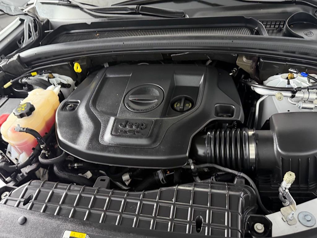 Certified 2023 Jeep Grand Cherokee L Overland AWD/4WD image 35