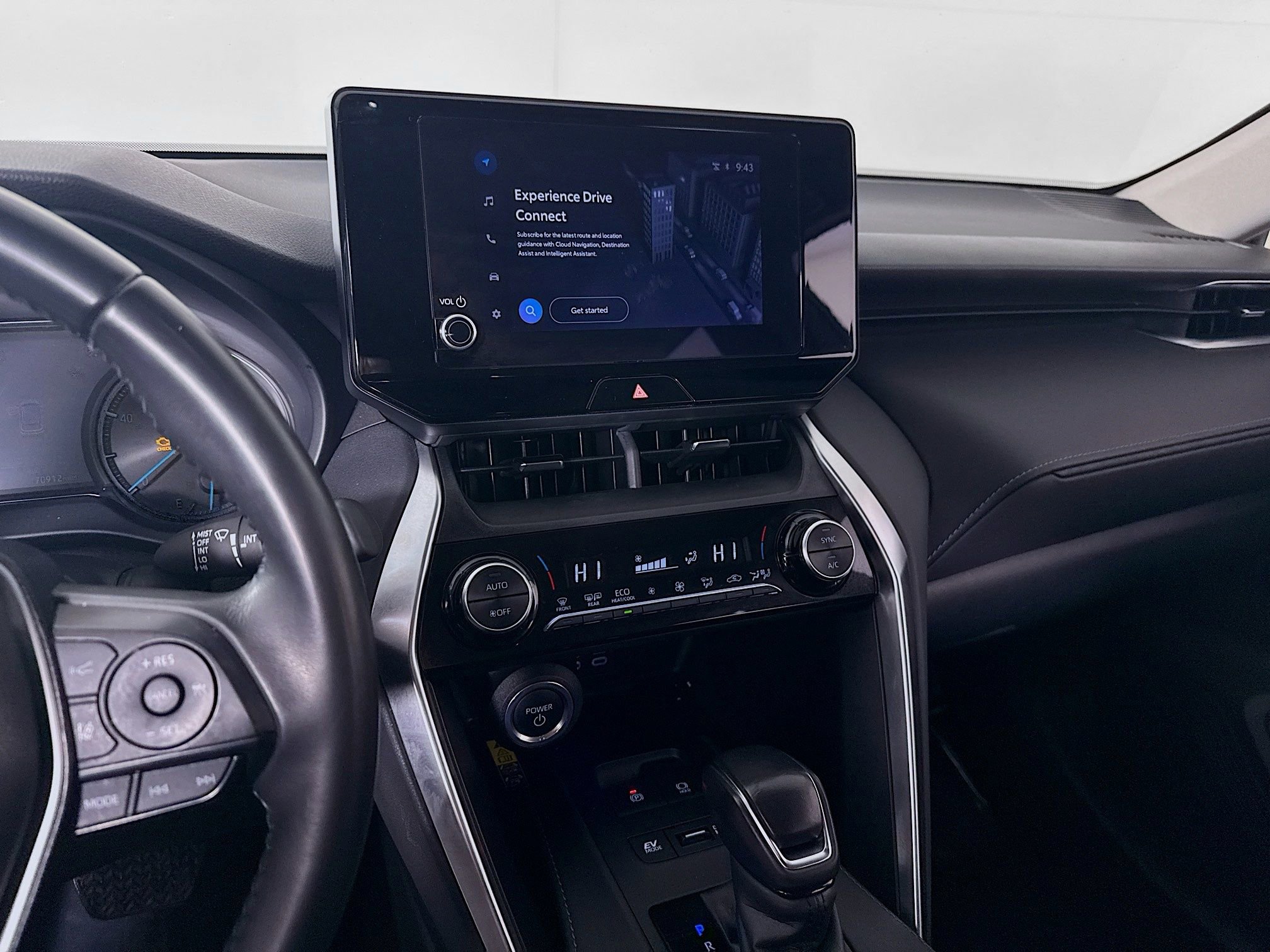 Certified 2024 Toyota Venza LE image 16