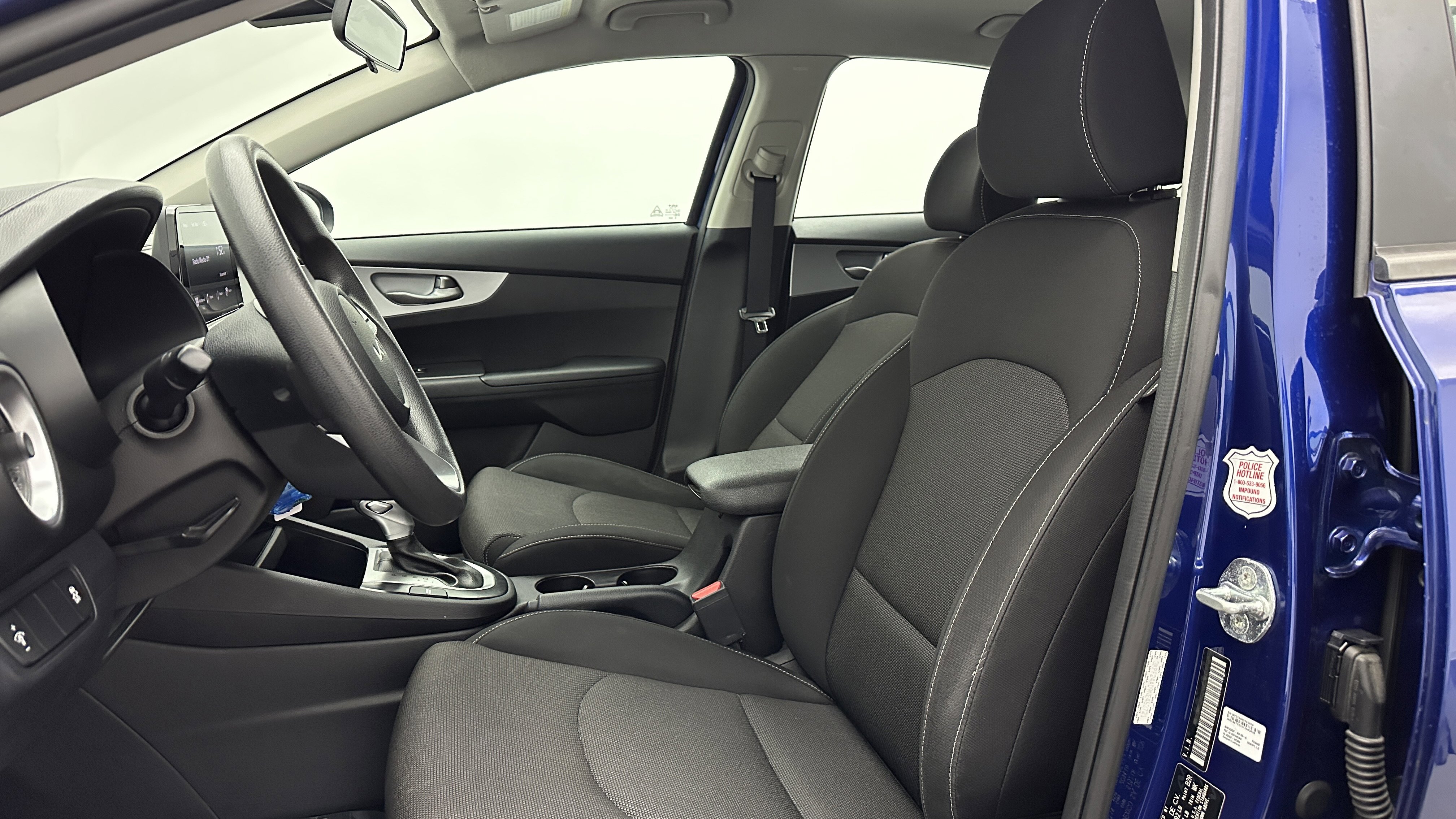 Used 2022 Kia Forte LXS image 12