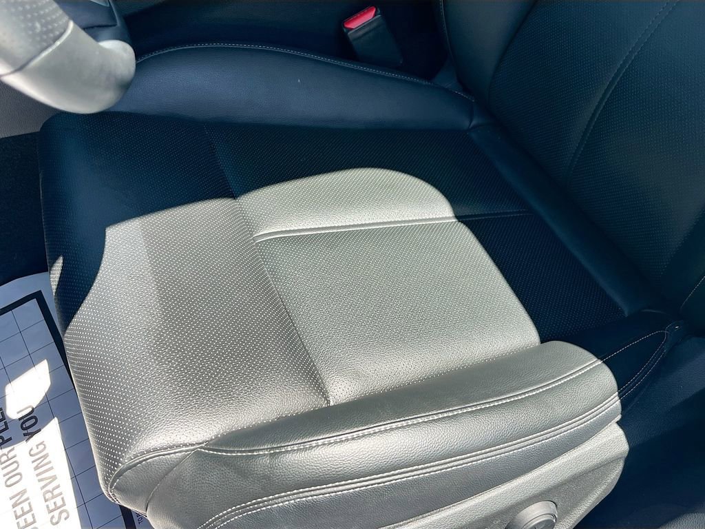Used 2023 Genesis G70 2.0T AWD/4WD image 19