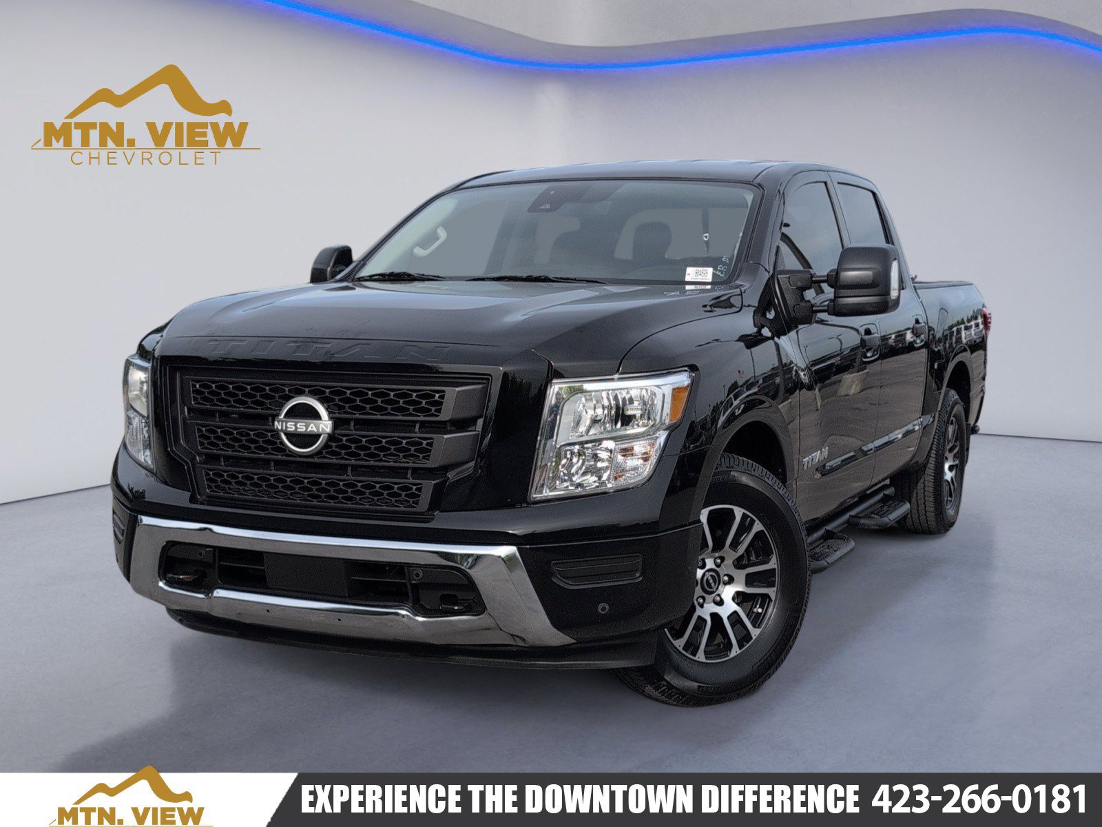 Used 2024 Nissan Titan SV w/ SV Convenience Package RWD image 1