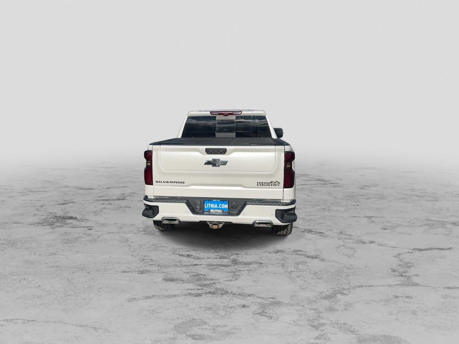 Used 2022 Chevrolet Silverado 1500 High Country w/ Technology Package image 7