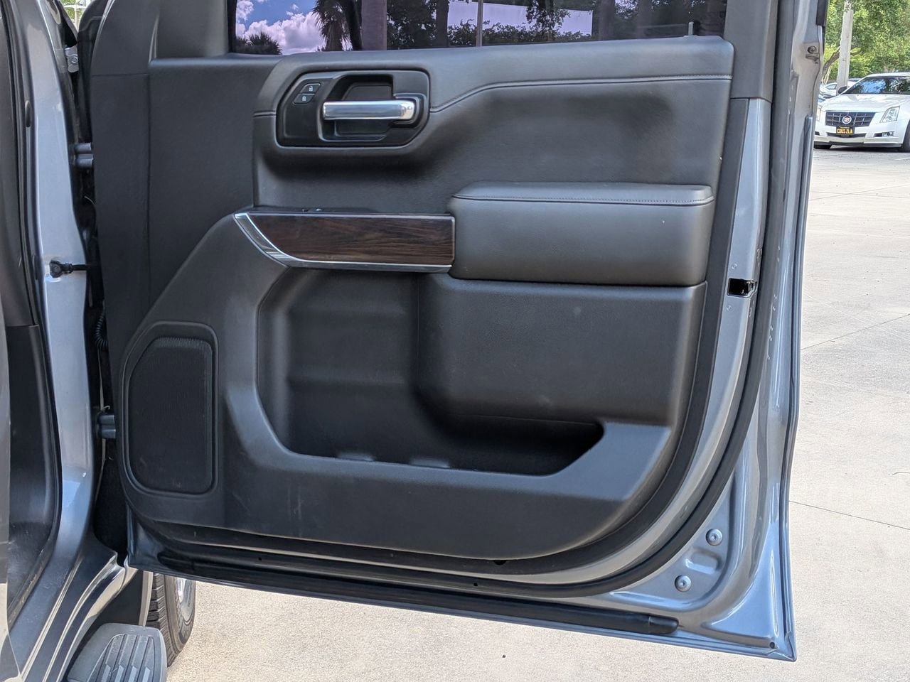 Used 2019 GMC Sierra 1500 SLT w/ SLT Premium Package RWD image 20