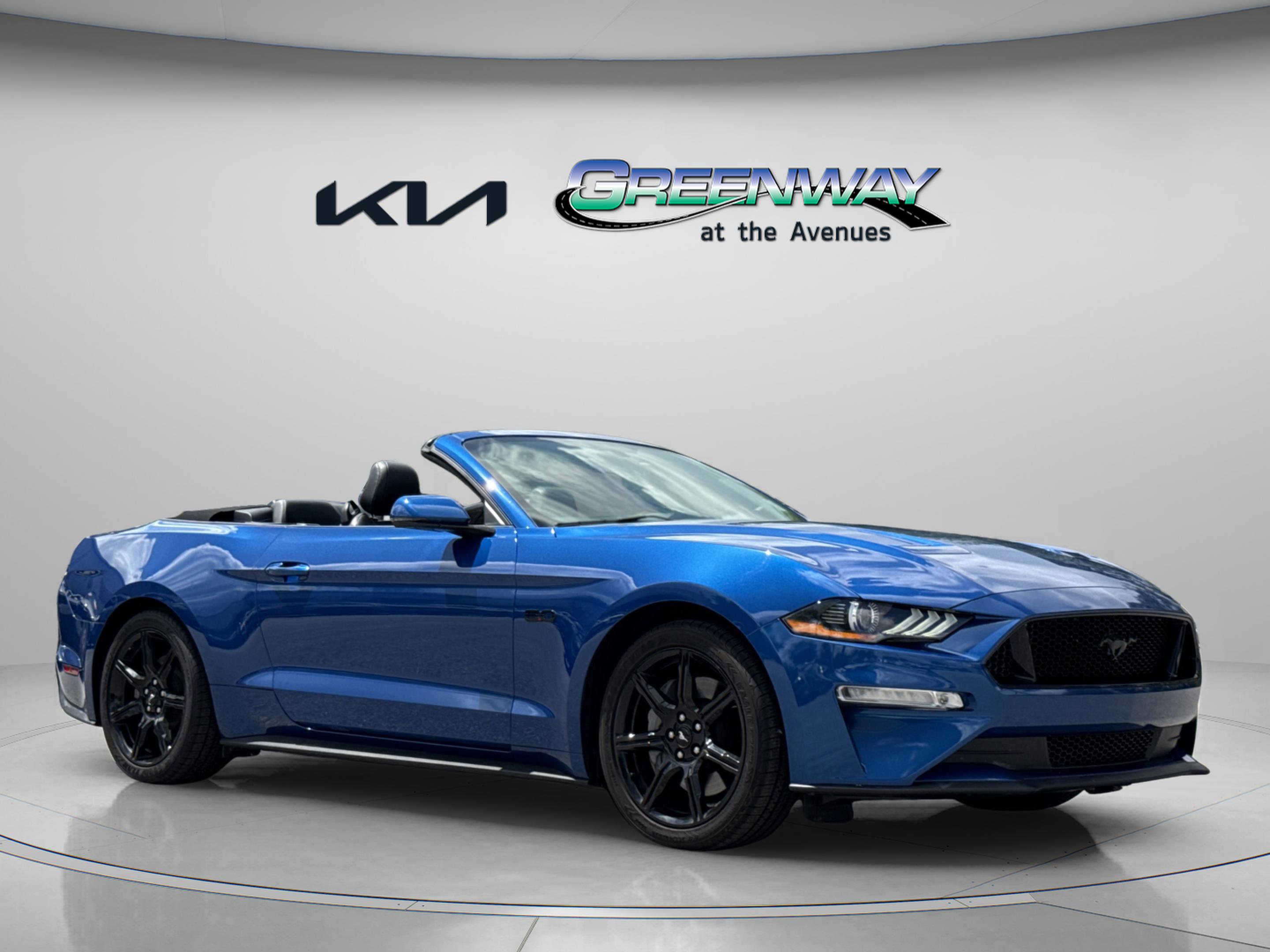 Used 2018 Ford Mustang GT Premium w/ Black Accent Package RWD image 2