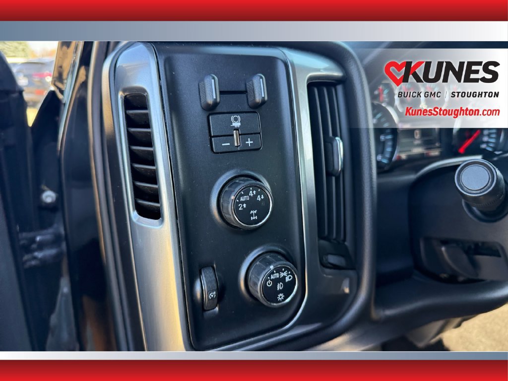 Used 2014 Chevrolet Silverado 1500 LT w/ LT Convenience Package AWD/4WD image 17