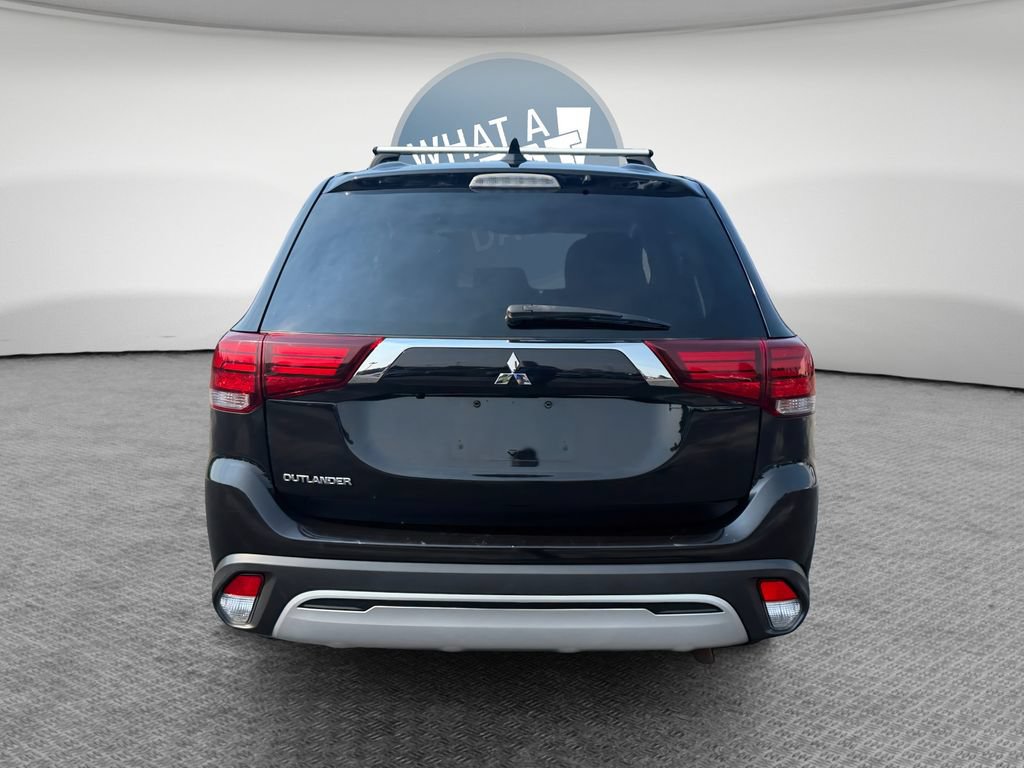 Used 2020 Mitsubishi Outlander SE AWD/4WD image 5