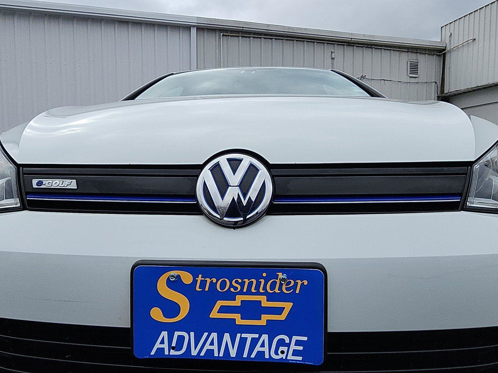 Used 2016 Volkswagen e-Golf SE w/ DC Fast Charging Package image 14