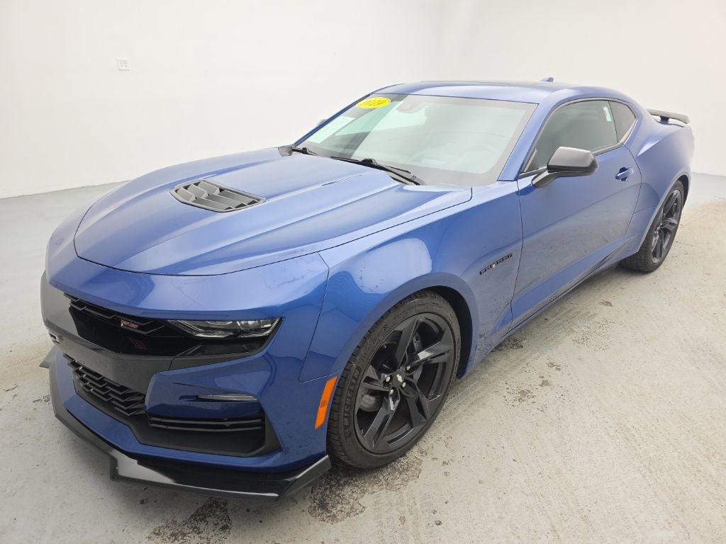 Used 2019 Chevrolet Camaro SS w/ Black Appearance Package image 4