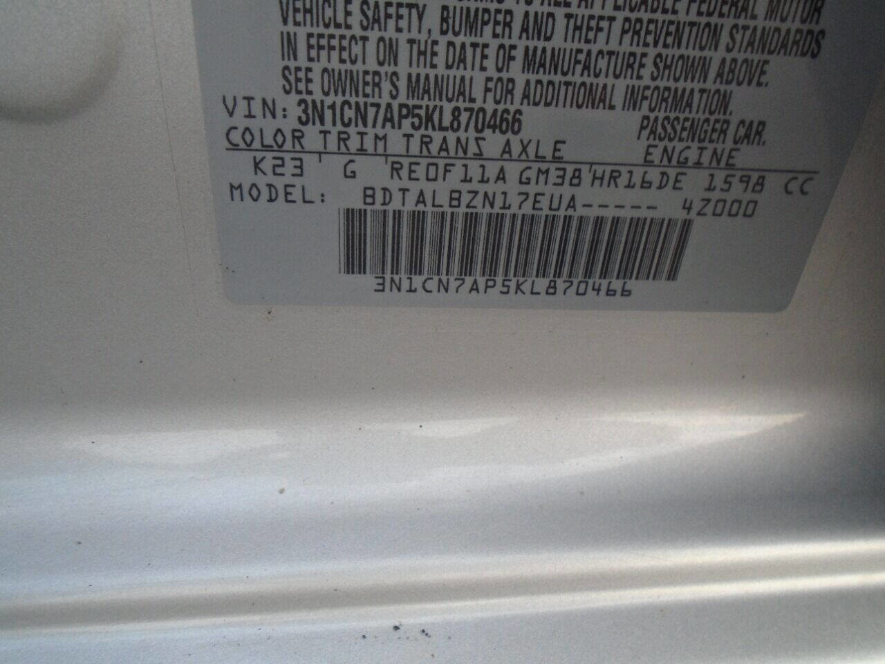 Used 2019 Nissan Versa SV image 9