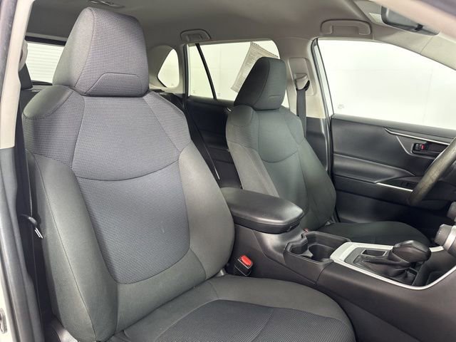 Used 2020 Toyota RAV4 LE w/ All Weather Liner Package AWD/4WD image 26