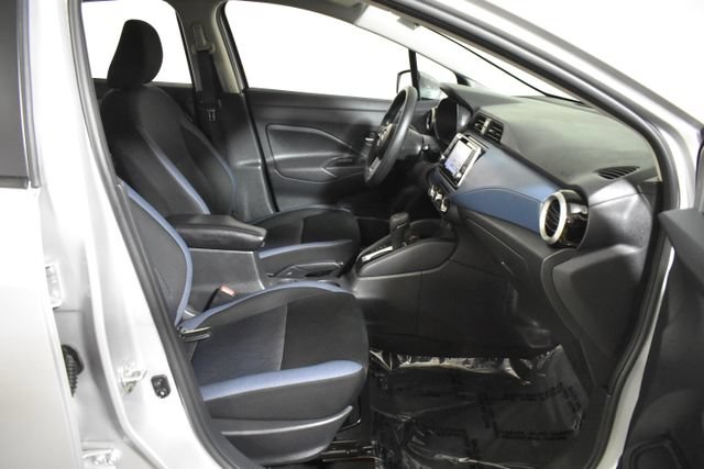 Certified 2025 Nissan Versa SV w/ Trunk Package FWD image 31