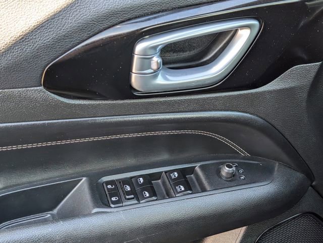 Used 2023 Jeep Compass High Altitude image 22