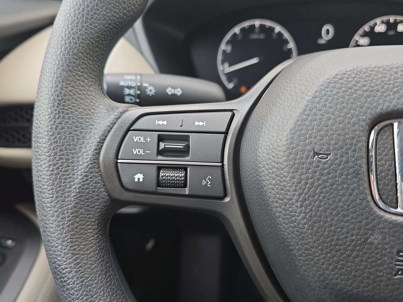 Used 2026 Honda HR-V LX image 19